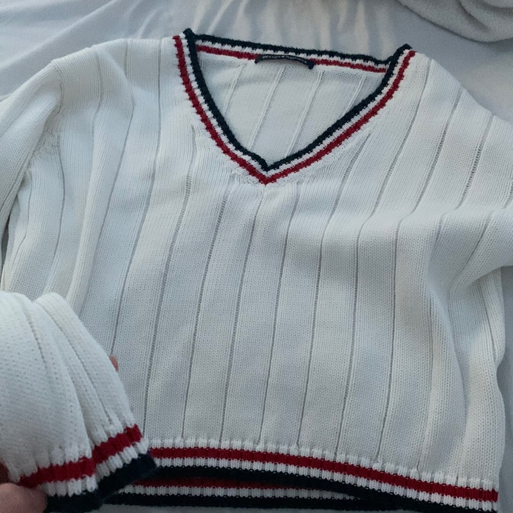 Brandy Melville sweater